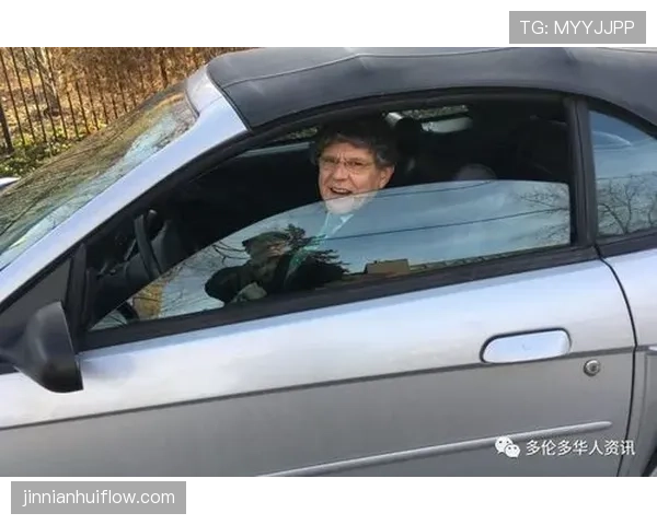 贝克汉姆又被拍到开那辆老款路虎去接孩子，这消费观真是又豪又省？